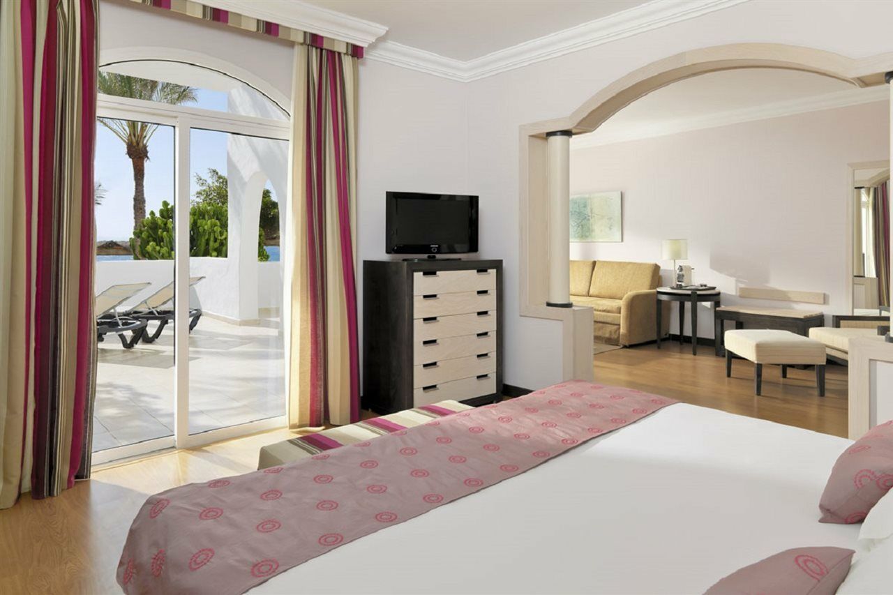 H10 Timanfaya Palace - Adults Only Коста Бланка Экстерьер фото